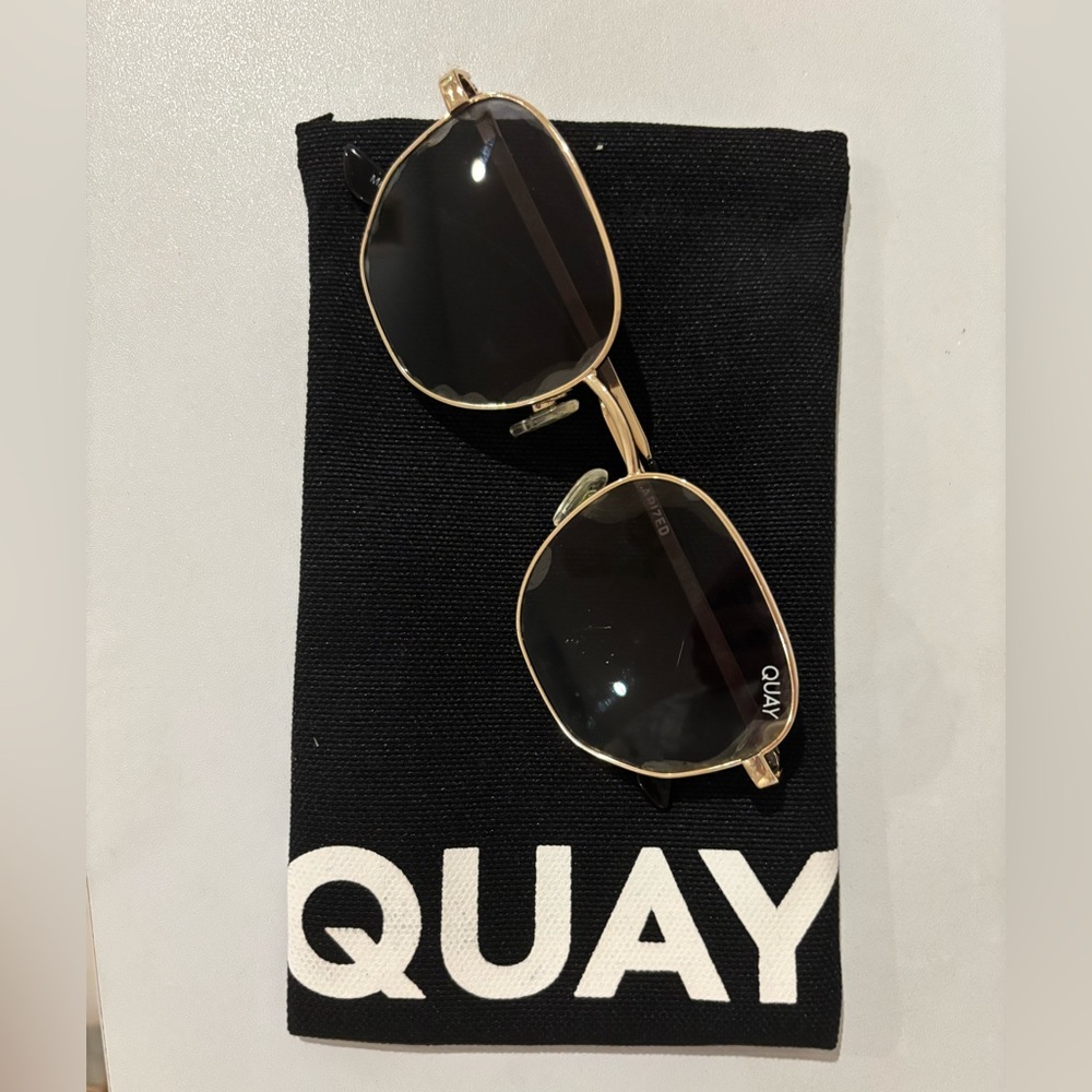 QUAY Big Time sunglasses